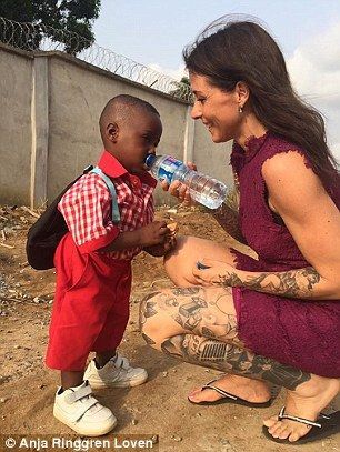 Niño abandonado en África ahora vive una realidad muy distinta - hope1