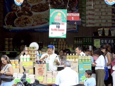 PIB crece 2.3 por ciento en 2016 - inegi