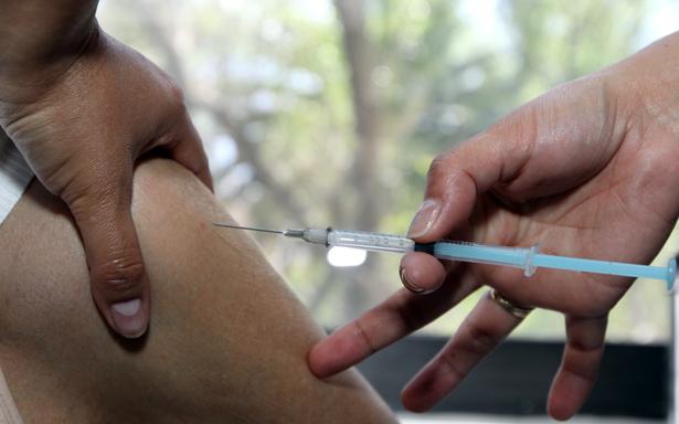 Aplica IMSS más de nueve millones de vacunas contra influenza - influenza-imss-2