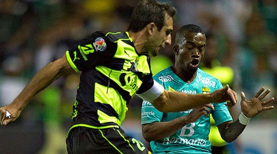 León rescata empate 2-2 frente a Santos Laguna