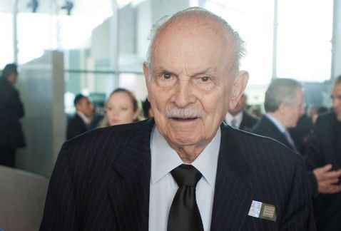 Hijo de Lorenzo Servitje le dedica carta póstuma