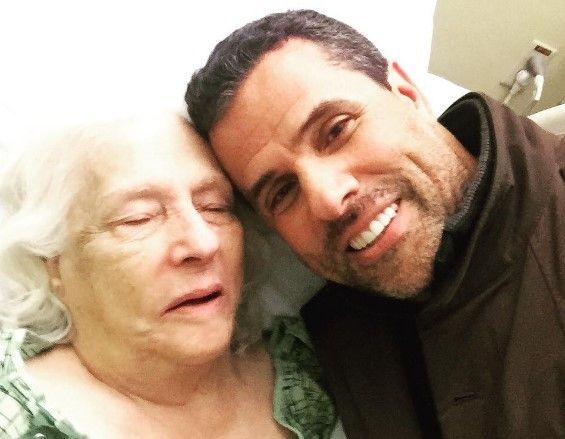 Marco Antonio Regil comparte video de despedida para su mamá