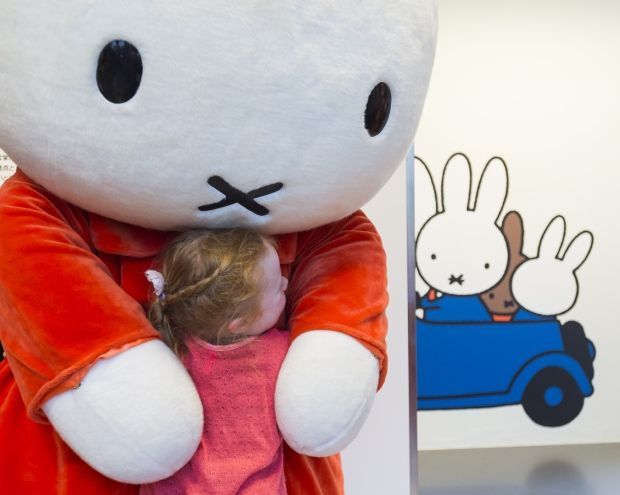 Ha muerto el creador de la coneja Miffy - miffy-I