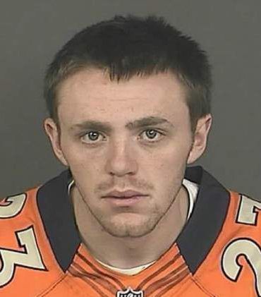 Inmigrante mata a hombre y evade deportación en Denver - migrante-denver-e1487777411763