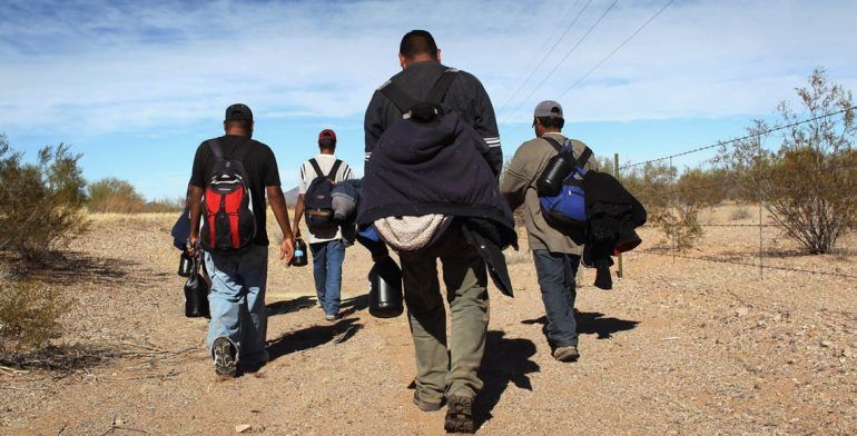 México no está obligado a recibir deportados de EE.UU: académico - migrantes-deportados