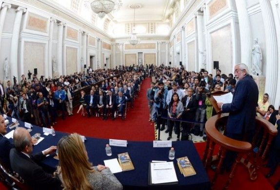Inauguran edición 38 de la Feria del Libro del Palacio de Minería