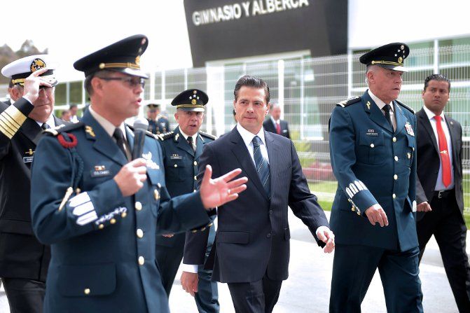 "Soldados merecen nuestra mayor gratitud, respeto y admiración": Peña Nieto - peña-nieto-3