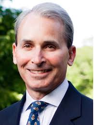 Philip Bilden retira su candidatura como secretario de Marina de Trump - philip-bilden