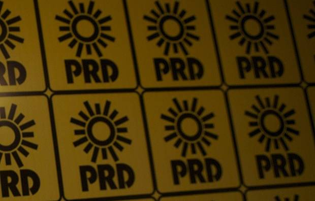 Café Político: el PRD como los músicos del Titanic Café Político: el PRD como los músicos del Titanic