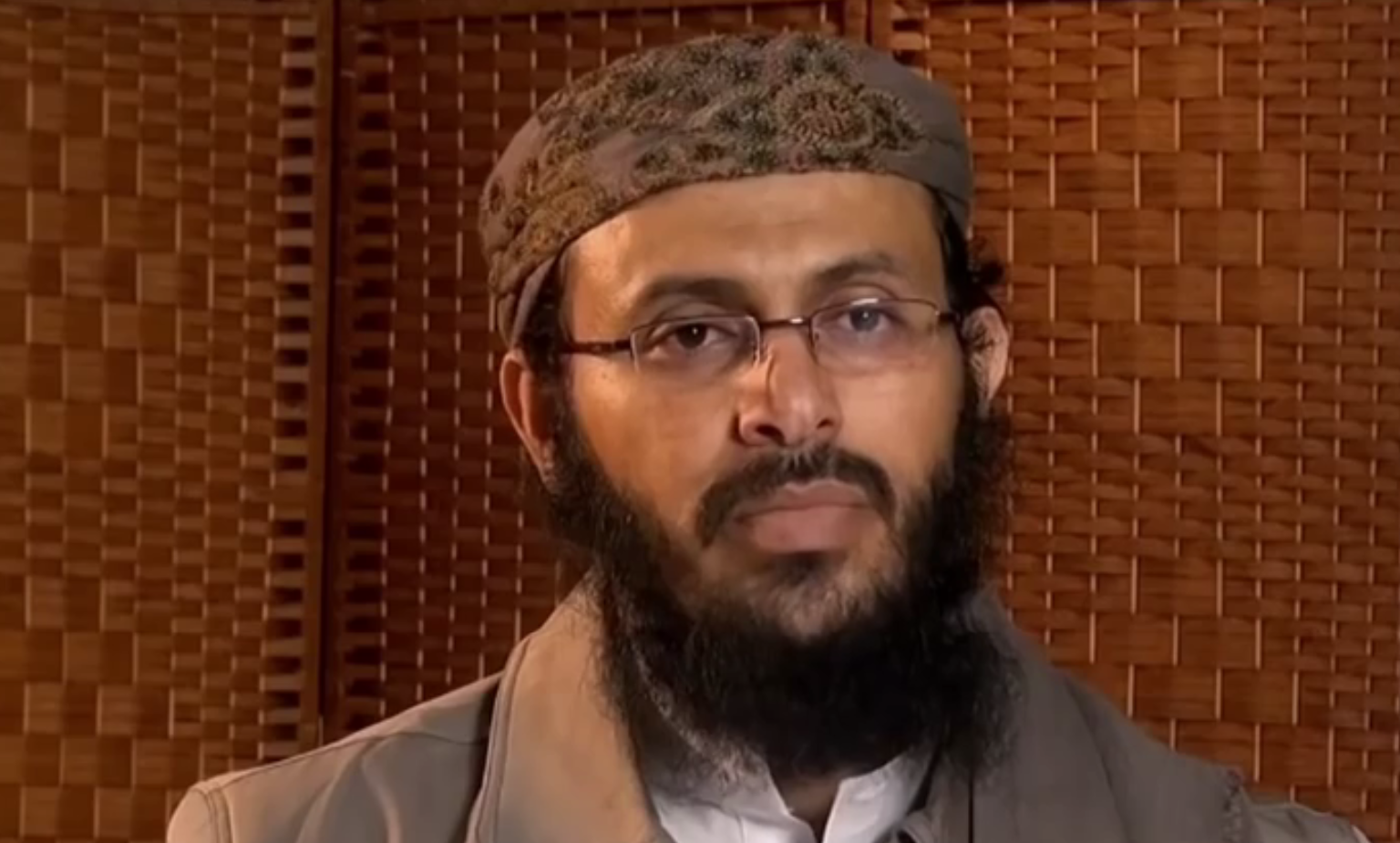 Líder de Al-Qaeda llama tonto a Trump - qasim-al-rimi