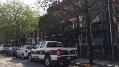Encuentran arma de fuego en escuela de Monterrey