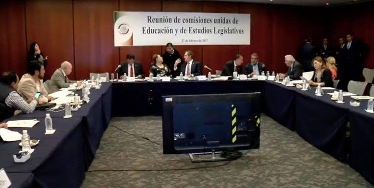Aprueban iniciativa educativa para deportados - senado-I