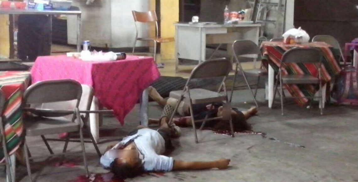 Asesinan a dos personas en restaurante de Acapulco - tamales