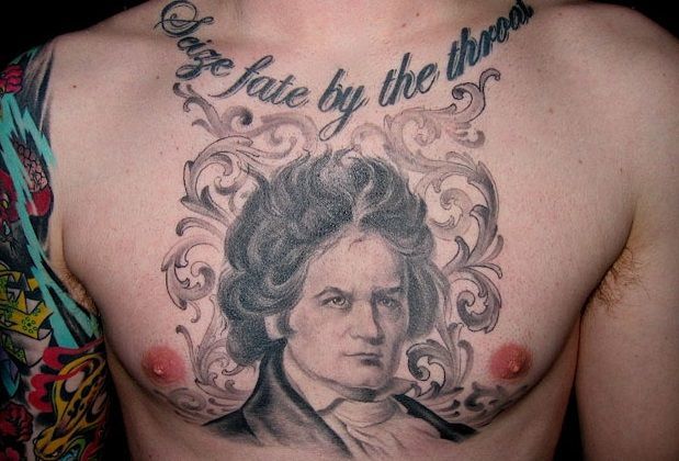 Cinco razones por las que se tatúan las personas - tatuaje-tributo-1