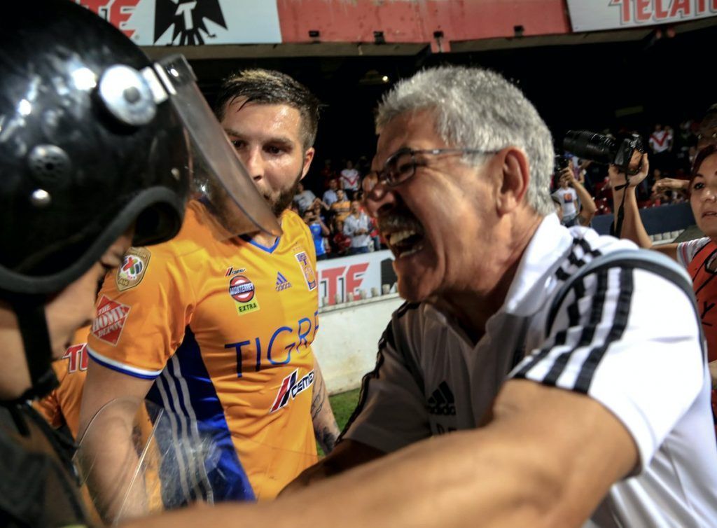 Vetan estadio de Veracruz y sancionan con dos partidos al Tuca Ferretti - tigres-veracruz-2-1024x754