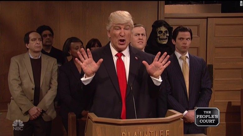 Trump llega a la Corte en “Saturday Night Live”