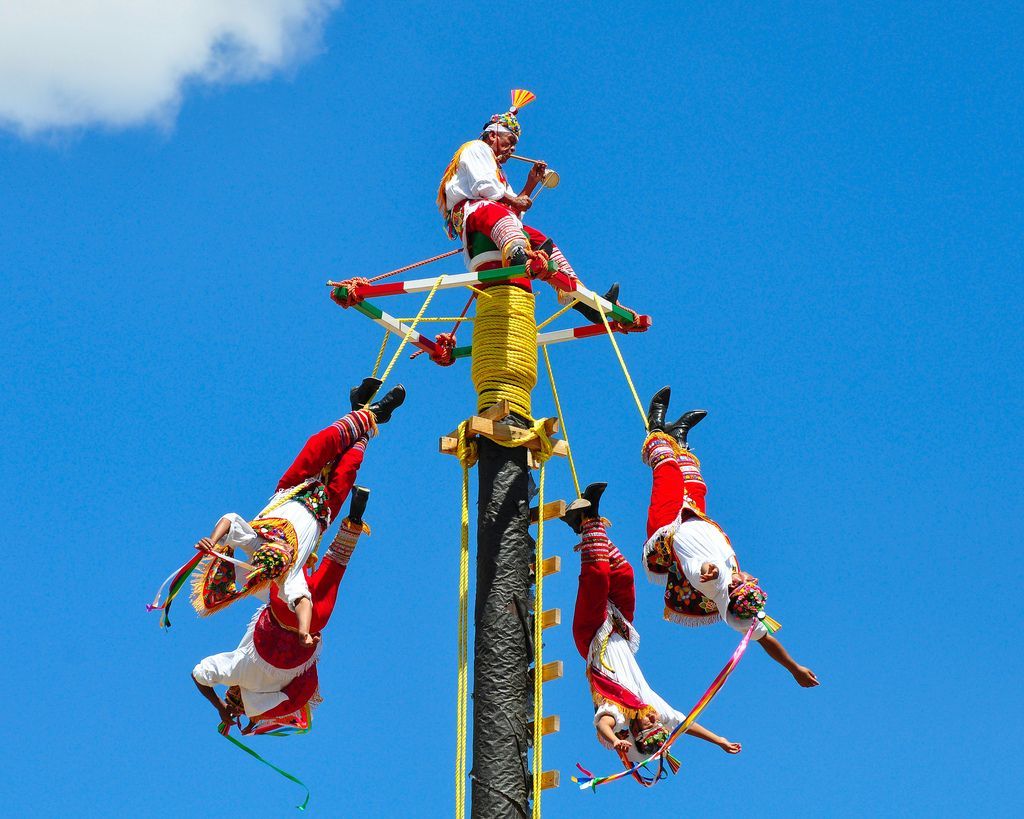 Funcionario pide exterminar a los voladores de Papantla - voladores-de-papantla