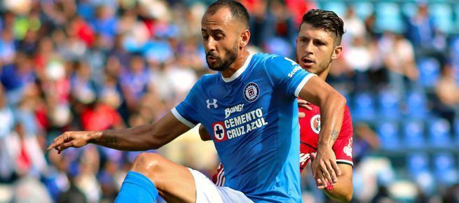 Víctor Vázquez se queja del futbol mexicano