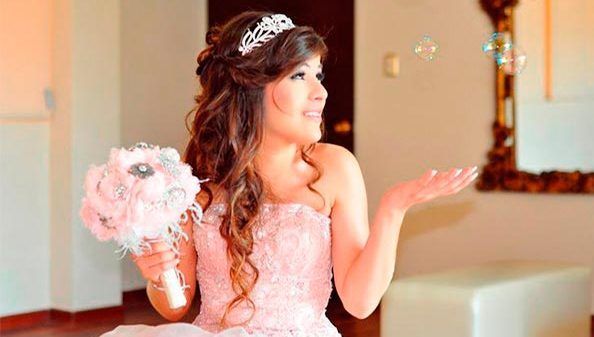 Totalco, el pueblo que vive por las fiestas de XV años