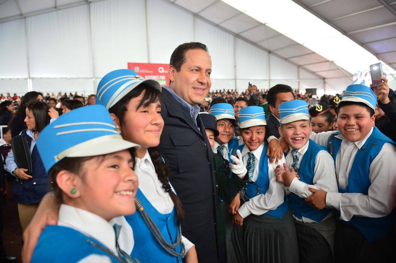 Continuará apoyo a estudiantes de educación especial: Eruviel Ávila - 17359263_1475893619128039_6246015728914103562_o