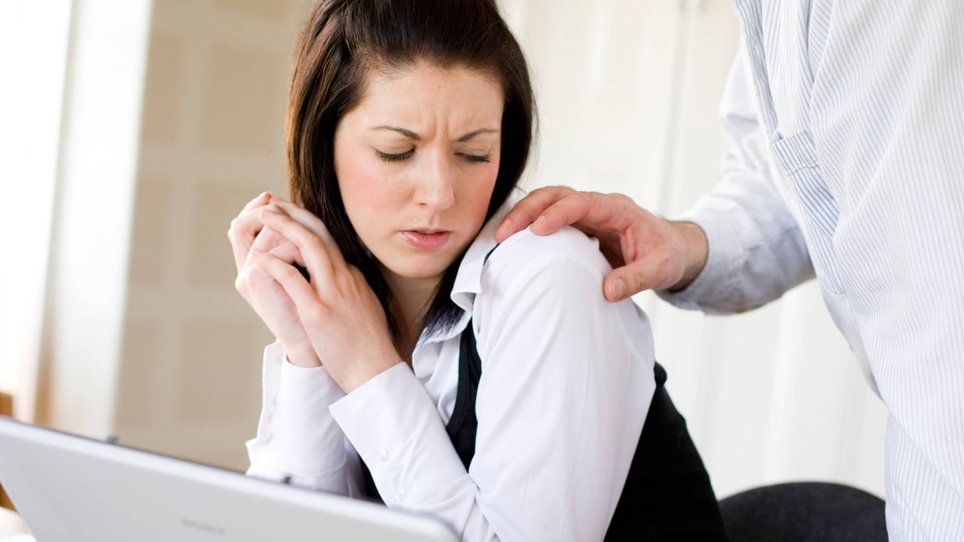 Tipifican acoso sexual como delito en Nuevo León - 2-acoso-sexual-en-el-trabajo