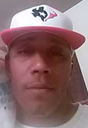 #Video Policías matan a hombre que transmitía en vivo a través de Facebook - 2017-03-18-10_36_46-Father-livestreams-his-own-fatal-shooting-by-police-_-Daily-Mail-Online