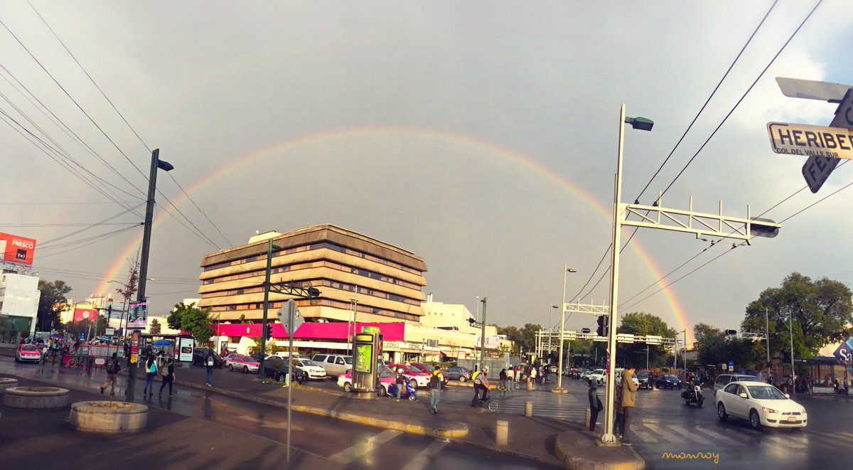 #FOTOS Suben a redes fotos del arcoíris en el Valle de México