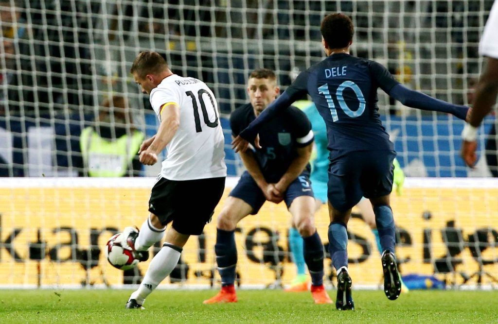 Podolski anota en su partido de despedida de la Selección Alemana - C7jdyaXXgAAmUW_-1024x667