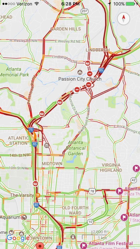 Colapsa autopista en Atlanta por incendio - C8NBH1lVYAA0RcA-576x1024