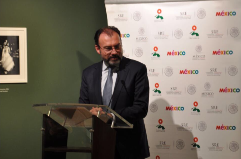 SRE emite primer acta de nacimiento en Consulado de México en EE.UU.