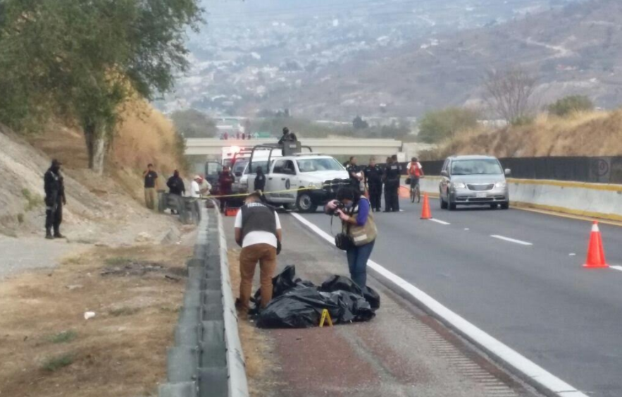 Encuentran bolsas con cadáveres en la Autopista del Sol - Captura-de-pantalla-2017-03-06-a-las-10.40.58