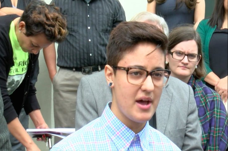 Liberan a dreamer argentina tras protesta - Captura-de-pantalla-2017-03-10-a-las-19.47.19