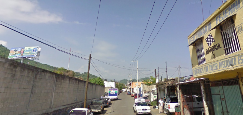 Asesinan a tres hojalateros en Zihuatanejo Asesinan a tres hojalateros en Zihuatanejo