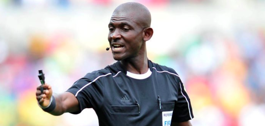 FIFA suspende de por vida a árbitro por marcar penal inexistente