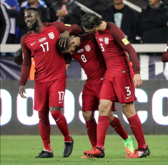 Las grandes selecciones que se quedarían fuera del Mundial - Captura-de-pantalla-2017-03-25-a-las-8.39.05-p.m.