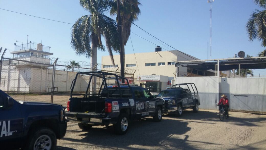 Se fuga el hijo de “El Azul” de penal en Culiacán