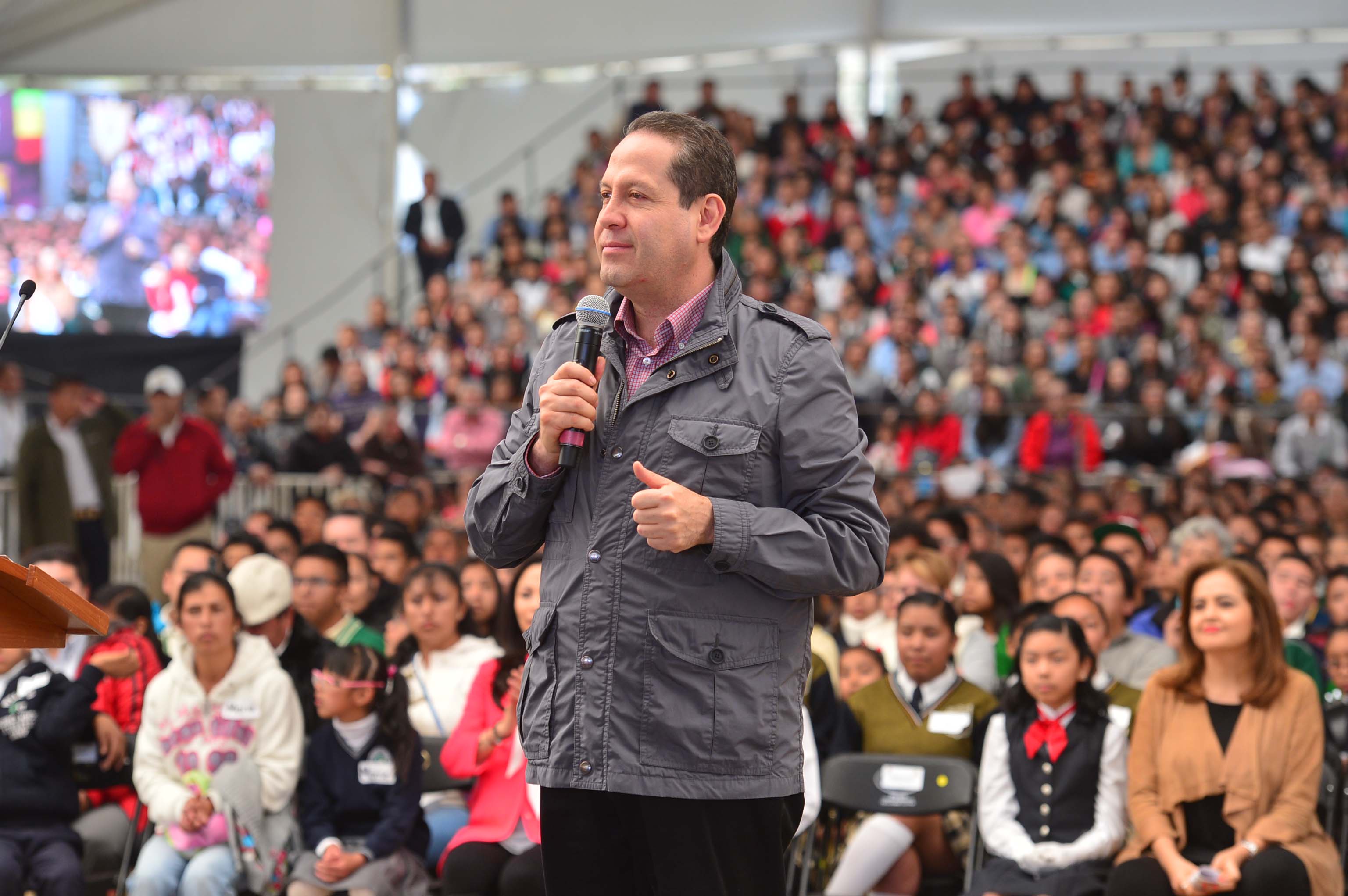 Propone Eruviel Ávila intervención de Unicef por políticas de Trump