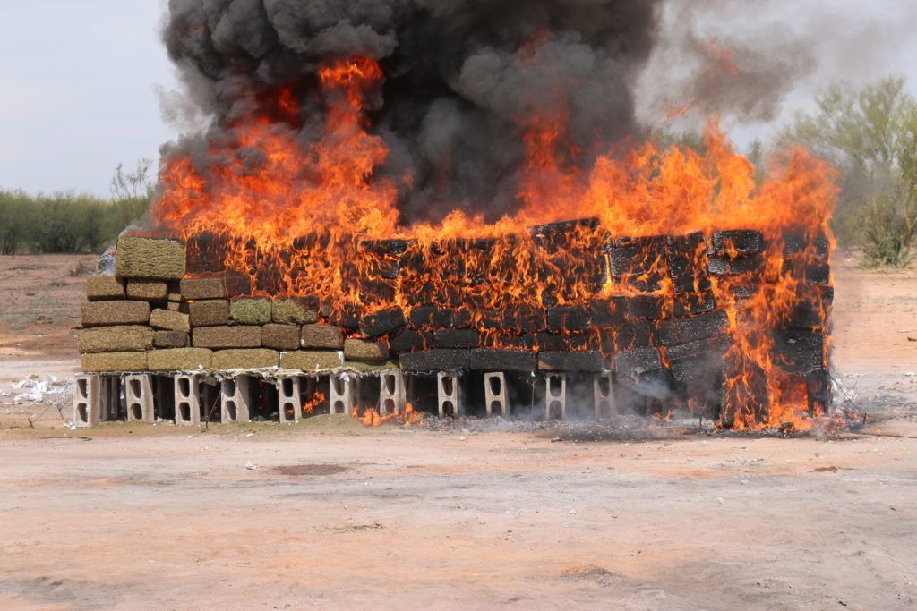 PGR incinera más de tres toneladas de drogas en Sonora - IMG_9334-1024x683