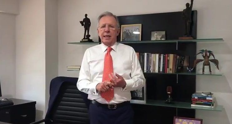 Presentan ante una corte federal de NY al fiscal de Nayarit acusado de narcotráfico