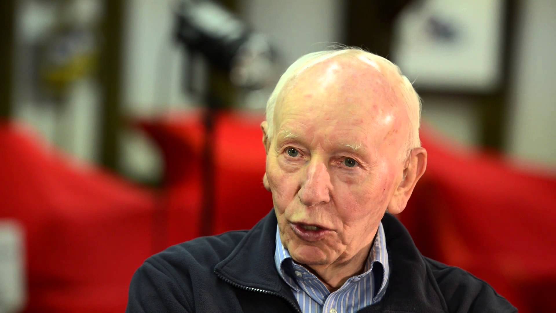 Ha muerto John Surtees, el único piloto campeón en motociclismo y en Fórmula 1