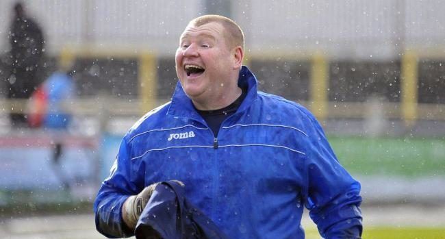 Portero que comía empanadas durante los partidos encontró un nuevo trabajo