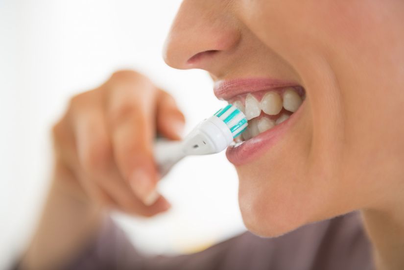 ¿Qué pasaría si dejas de cepillarte los dientes por un año? - Tooth-Brushing-1