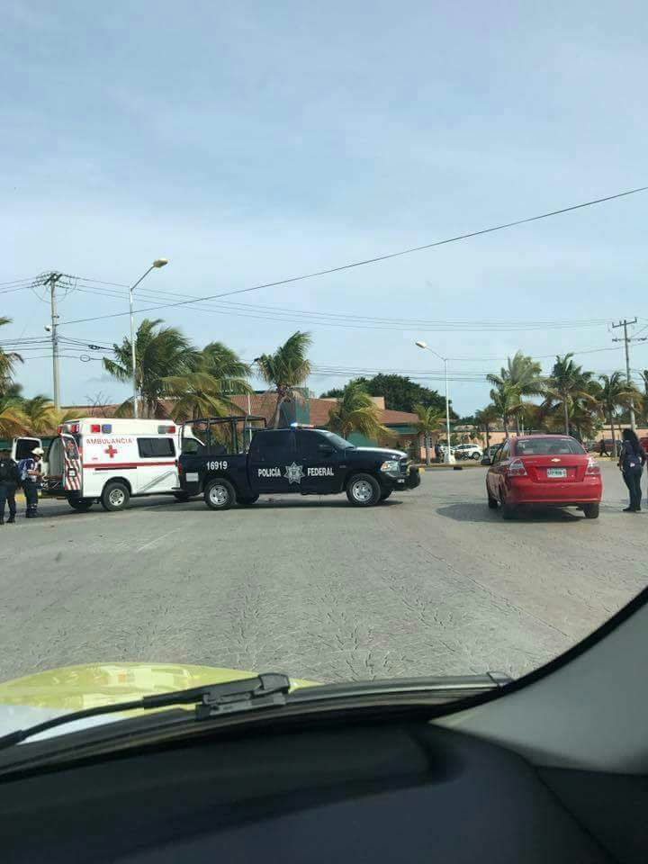 Balean y lanzan granada contra policía municipal en Cancún - WhatsApp-Image-2017-03-14-at-8.03.52-PM-1
