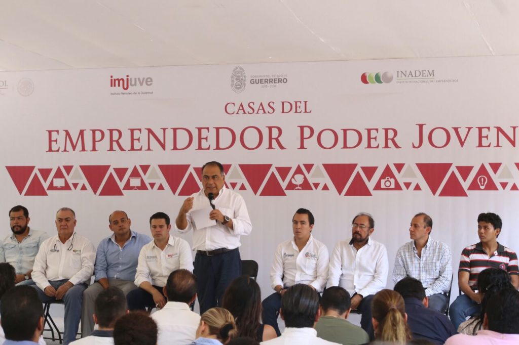 Héctor Astudillo inaugura Casa del Emprendedor en Acapulco - WhatsApp-Image-2017-03-21-at-4.33.00-PM-1024x682