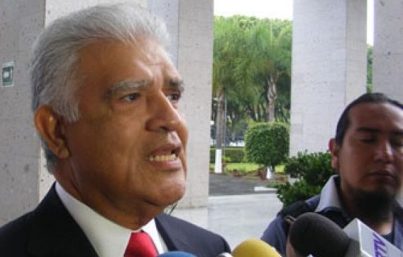 Renuncia abogado a defensa de Flavino Ríos - abogado-flavino