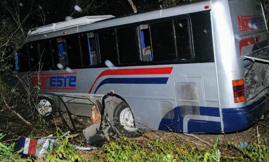Choque entre vehículo y autobús deja seis muertos en Yucatán
