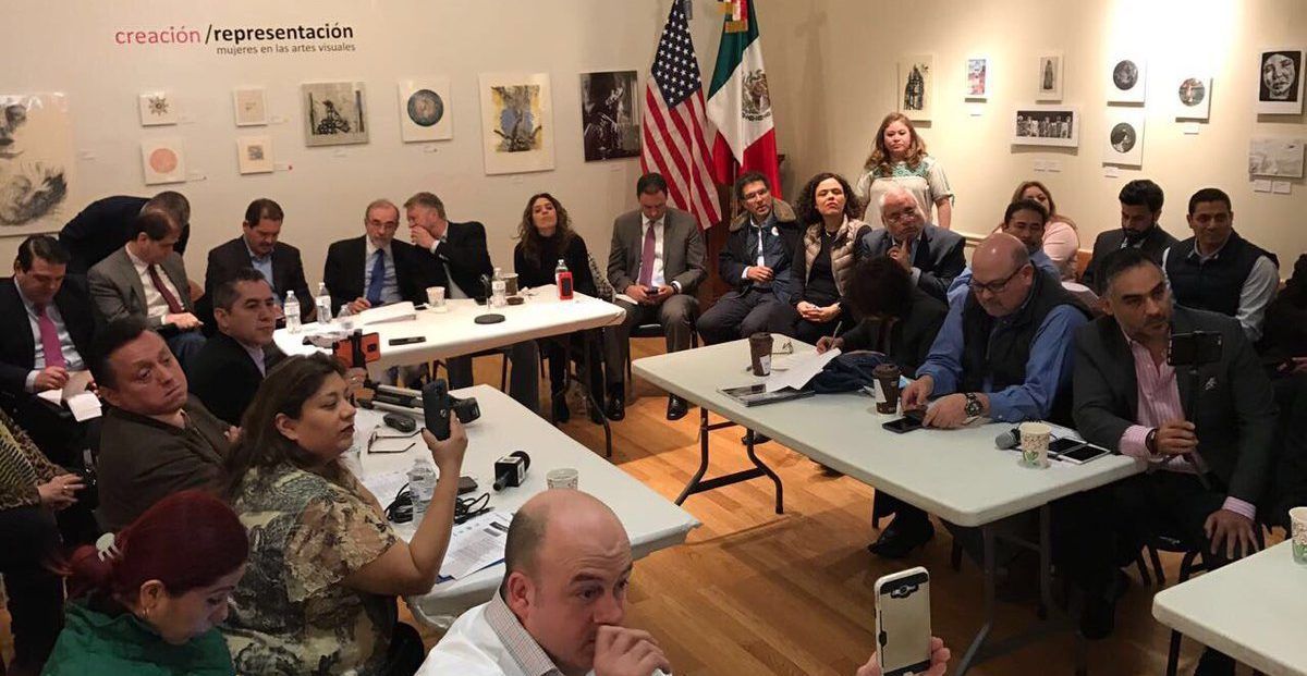 Se reúne sociedad civil con legisladores de Arizona y México