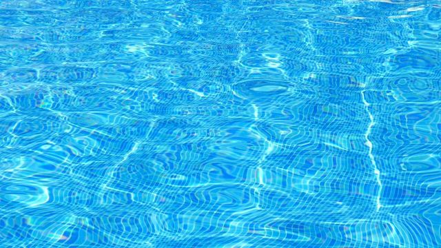 ¿Cuánta orina hay en una alberca?