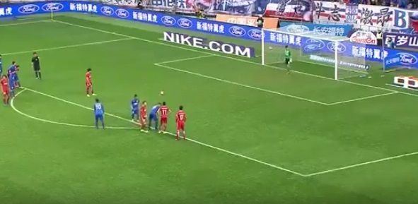 Video: Alexandre Pato falla un penal al final del partido