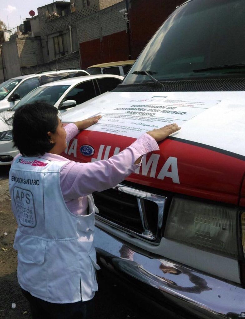 Realizan operativos contra ambulancias clandestinas - ambulancias-1-785x1024